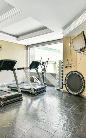 Apartamento à venda com 188m², 3 quartos e 3 vagas Apartamento à venda com 188m², 3 quartos e 3 vagasAcademia