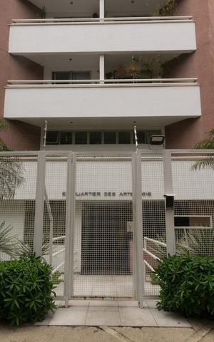 Apartamento à venda com 61m², 2 quartos e 2 vagas Apartamento à venda com 61m², 2 quartos e 2 vagasFachada