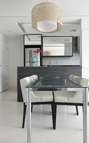 Apartamento para alugar com 61m², 2 quartos e 1 vagamesa de jantar