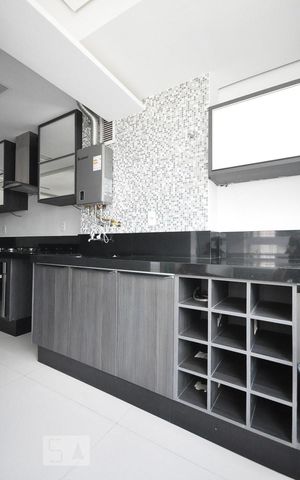 Apartamento para alugar com 61m², 2 quartos e 1 vagaárea de serviço