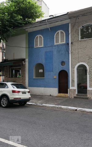 Casa para alugar com 180m², 4 quartos e sem vagaFachada