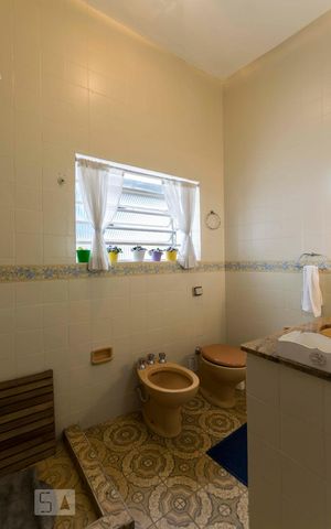 Casa para alugar com 180m², 4 quartos e sem vaga2o. Andar - Banheiro