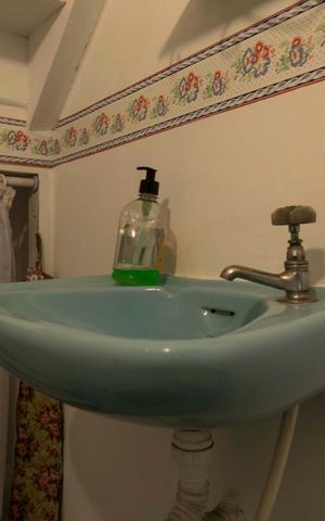 Casa para alugar com 180m², 4 quartos e sem vaga1o. Andar - Lavabo (Torneira)