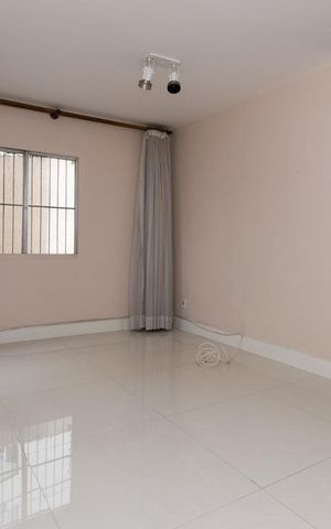 Apartamento à venda com 80m², 2 quartos e 1 vaga Apartamento à venda com 80m², 2 quartos e 1 vagaSala