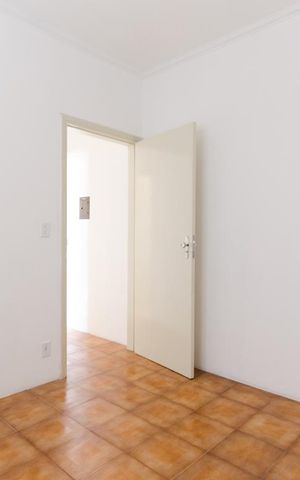 Casa à venda com 201m², 4 quartos e 3 vagas Casa à venda com 201m², 4 quartos e 3 vagasQuarto 4