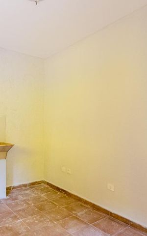 Casa à venda com 300m², 4 quartos e 2 vagas Casa à venda com 300m², 4 quartos e 2 vagasÁrea de Serviço