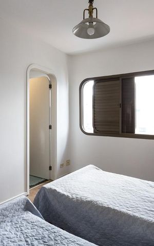Apartamento à venda com 200m², 4 quartos e 2 vagas Apartamento à venda com 200m², 4 quartos e 2 vagasSuíte 3