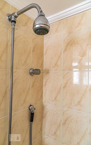 Apartamento para alugar com 54m², 2 quartos e 1 vagaChuveiro