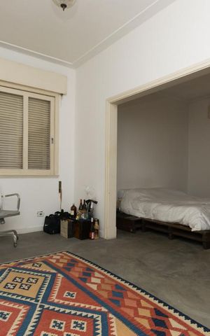 Casa à venda com 350m², 6 quartos e 4 vagas Casa à venda com 350m², 6 quartos e 4 vagasSuíte