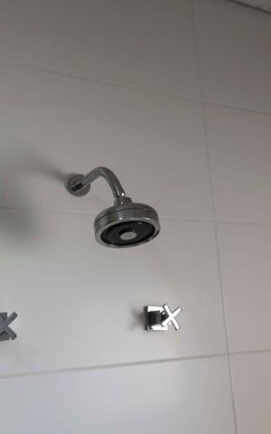 Apartamento à venda com 230m², 3 quartos e 3 vagas2o. Andar - Suíte 3/ Banheiro (Chuveiro)
