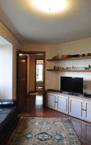 Apartamento à venda com 286m², 4 quartos e 4 vagassala de tv