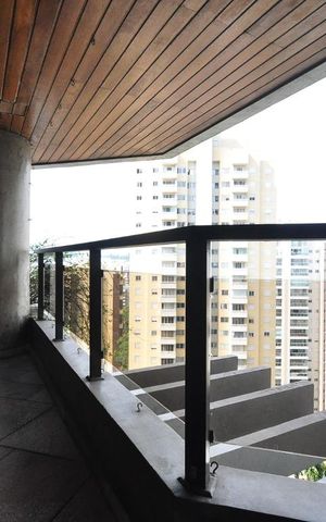 Apartamento à venda com 286m², 4 quartos e 4 vagasvaranda