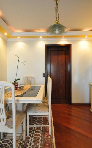 Apartamento para alugar com 110m², 3 quartos e 2 vagassala