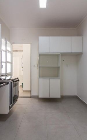 Apartamento à venda com 169m², 3 quartos e 1 vaga Apartamento à venda com 169m², 3 quartos e 1 vagaCozinha