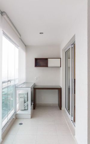 Studio para alugar com 33m², 1 quarto e 1 vaga Studio para alugar com 33m², 1 quarto e 1 vagaVaranda