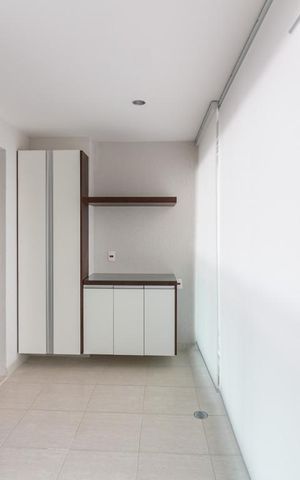 Studio para alugar com 33m², 1 quarto e 1 vaga Studio para alugar com 33m², 1 quarto e 1 vagaVaranda