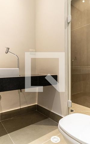 Apartamento para alugar com 110m², 1 quarto e sem vaga Apartamento para alugar com 110m², 1 quarto e sem vagaBanheiro