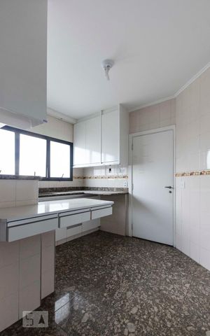 Apartamento à venda com 149m², 3 quartos e 2 vagasCozinha