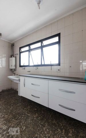 Apartamento à venda com 149m², 3 quartos e 2 vagasLavanderia