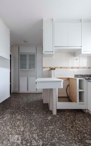 Apartamento à venda com 149m², 3 quartos e 2 vagasCozinha
