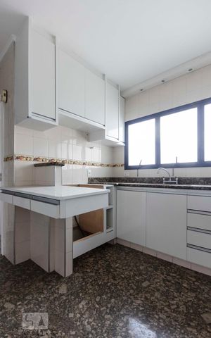 Apartamento à venda com 149m², 3 quartos e 2 vagasCozinha