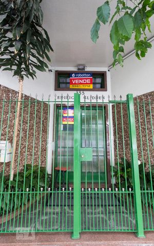 Apartamento para alugar com 61m², 2 quartos e sem vaga Apartamento para alugar com 61m², 2 quartos e sem vagaFachada