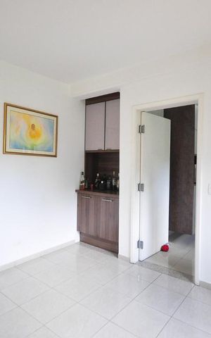Apartamento à venda com 200m², 4 quartos e 3 vagascopa