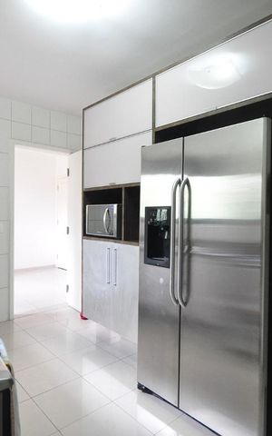Apartamento à venda com 200m², 4 quartos e 3 vagascozinha