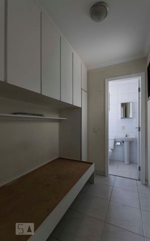 Apartamento à venda com 200m², 4 quartos e 4 vagasQuarto de serviço