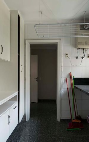 Apartamento à venda com 200m², 4 quartos e 4 vagasLavanderia