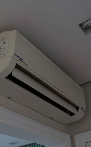 Apartamento à venda com 200m², 4 quartos e 4 vagasSuíte 1 (Ar condicionado)