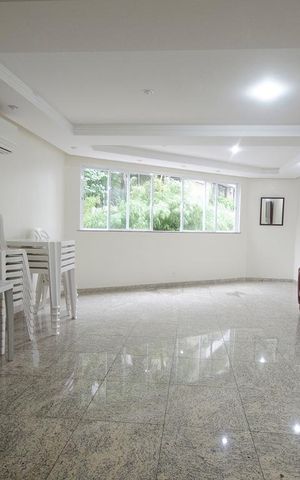 Apartamento à venda com 165m², 4 quartos e 2 vagasSALÃO