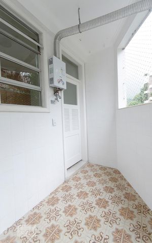 Apartamento à venda com 165m², 4 quartos e 2 vagasÁREA DE SERVIÇO