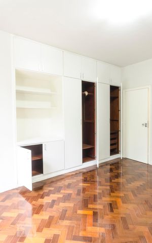 Apartamento à venda com 165m², 4 quartos e 2 vagasSUITE