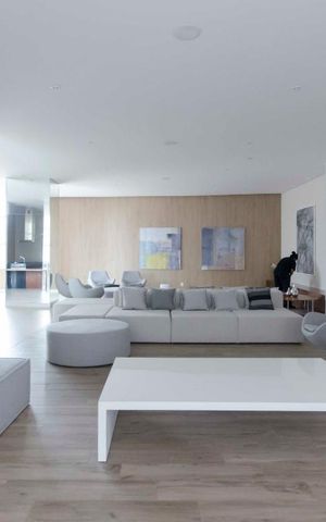Studio à venda com 33m², 1 quarto e 1 vagaSalão de festa