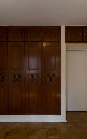 Apartamento à venda com 93m², 2 quartos e 1 vagaQuarto 2 (Armários)