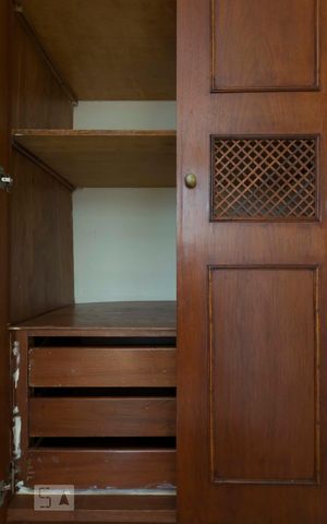 Apartamento à venda com 93m², 2 quartos e 1 vagaQuarto 1 (Armários)