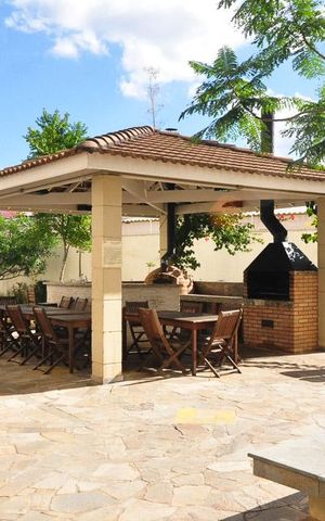 Apartamento para alugar com 48m², 2 quartos e 1 vagachurrasqueira