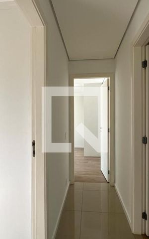 Apartamento à venda com 129m², 3 quartos e 2 vagas Apartamento à venda com 129m², 3 quartos e 2 vagasCorredor