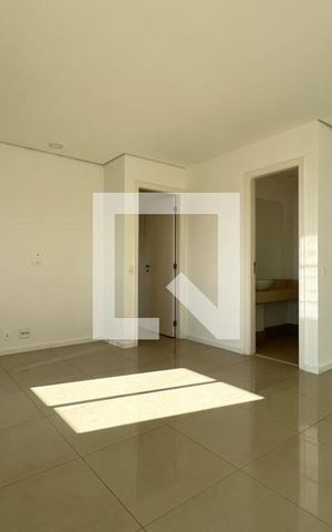 Apartamento à venda com 129m², 3 quartos e 2 vagas Apartamento à venda com 129m², 3 quartos e 2 vagasSala de Jantar