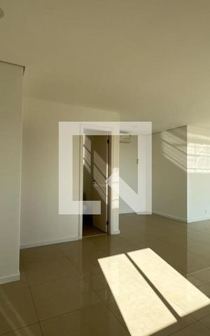 Apartamento à venda com 129m², 3 quartos e 2 vagas Apartamento à venda com 129m², 3 quartos e 2 vagasSala de Jantar