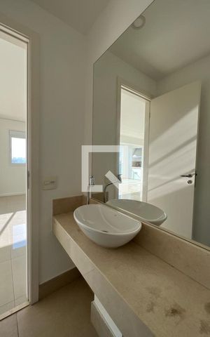 Apartamento à venda com 129m², 3 quartos e 2 vagas Apartamento à venda com 129m², 3 quartos e 2 vagasLavabo