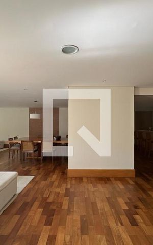 Apartamento à venda com 129m², 3 quartos e 2 vagas Apartamento à venda com 129m², 3 quartos e 2 vagasÁrea comum - Salão de festas