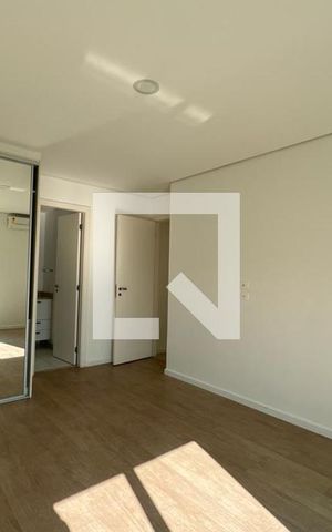 Apartamento à venda com 129m², 3 quartos e 2 vagas Apartamento à venda com 129m², 3 quartos e 2 vagasSuíte 1