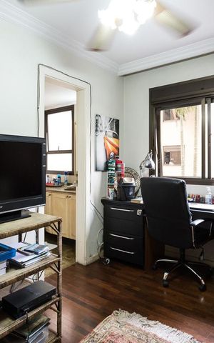 Apartamento para alugar com 350m², 4 quartos e 4 vagas Apartamento para alugar com 350m², 4 quartos e 4 vagasSuíte 1