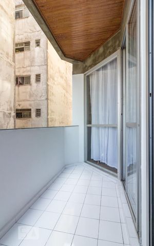 Apartamento à venda com 55m², 1 quarto e 1 vaga Apartamento à venda com 55m², 1 quarto e 1 vagaVaranda