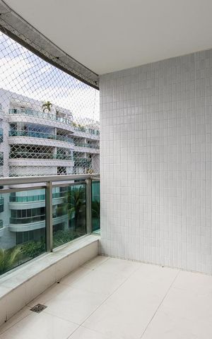 Apartamento à venda com 280m², 4 quartos e 3 vagasSACADA