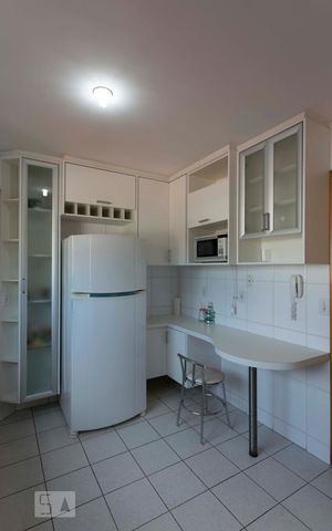 Apartamento para alugar com 96m², 3 quartos e 2 vagasCozinha (Armários)