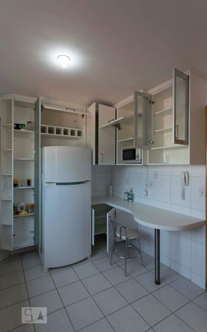 Apartamento para alugar com 96m², 3 quartos e 2 vagasCozinha (Armários)
