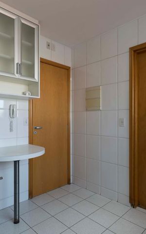 Apartamento para alugar com 96m², 3 quartos e 2 vagasCozinha